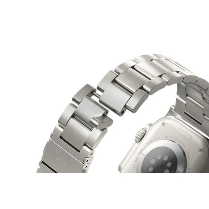 Uniq Osta Magnetic Steel Adjustable Band for Apple Watch 49-44mm - Titanium Silver